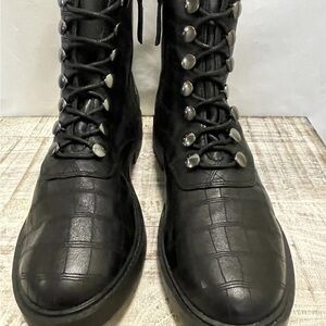 Linea Paolo TrinityX-l Black Mat Croc Print Combat Bootie Size 8M